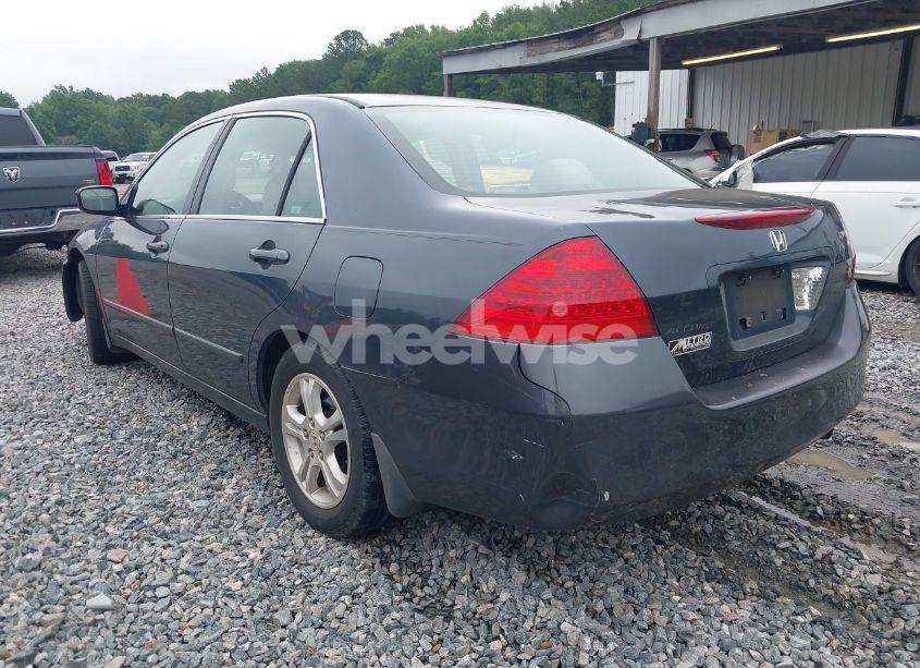 Photo 3 of 2007 Honda Accord 2.4 EX (VIN 1HGCM56737A133649)