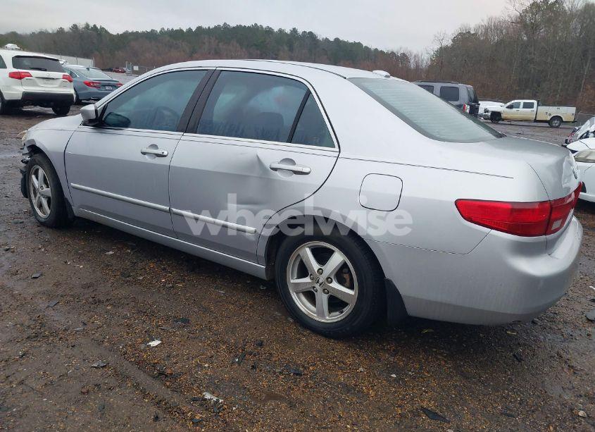 Photo 3 of 2005 Honda Accord 2.4 EX (VIN 1HGCM56745A001545)