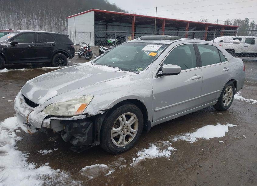 Photo 2 of 2006 Honda Accord 2.4 EX (VIN 1HGCM56746A026978)