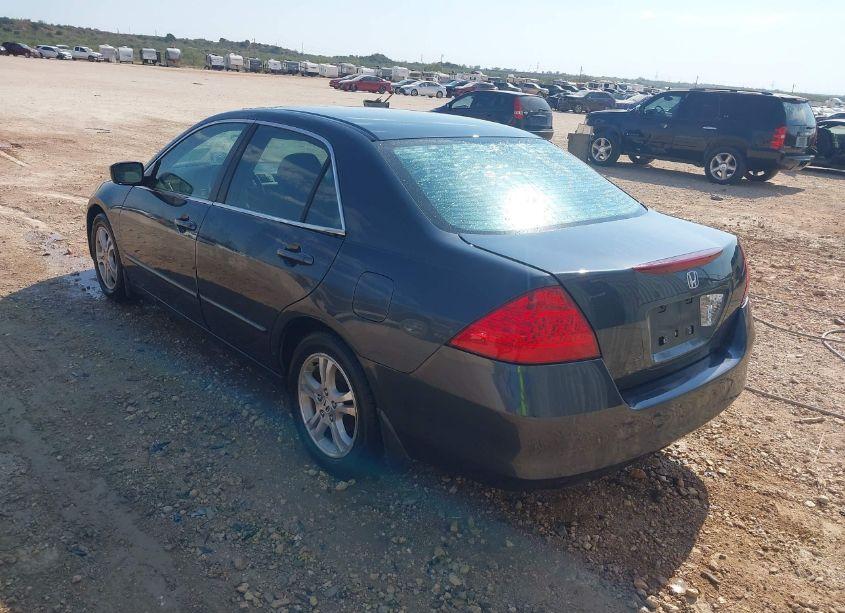 Photo 3 of 2006 Honda Accord 2.4 EX (VIN 1HGCM56746A099803)