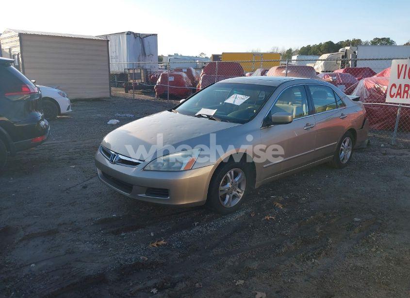 Photo 2 of 2007 Honda Accord 2.4 EX (VIN 1HGCM56747A072313)