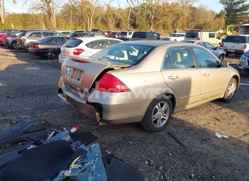 Photo 4 of 2007 Honda Accord 2.4 EX (VIN 1HGCM56747A072313)