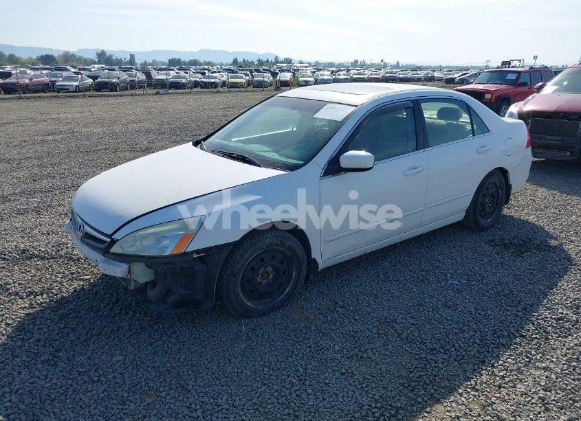 Photo 2 of 2007 Honda Accord 2.4 EX (VIN 1HGCM56747A144577)