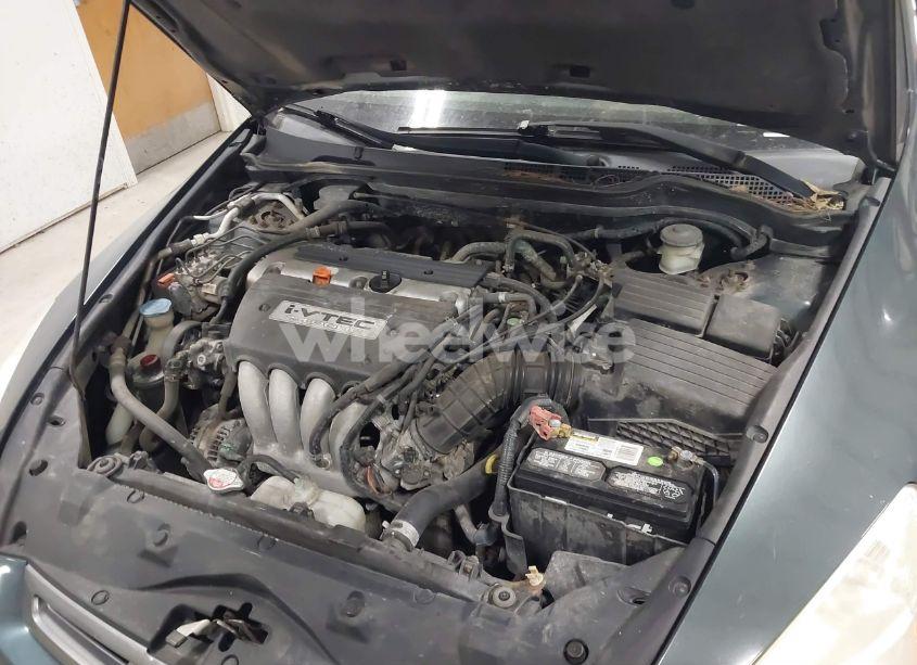 Photo 10 of 2005 Honda Accord 2.4 EX (VIN 1HGCM56755A054092)