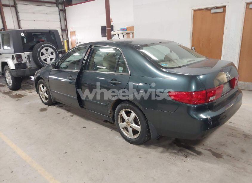 Photo 3 of 2005 Honda Accord 2.4 EX (VIN 1HGCM56755A054092)