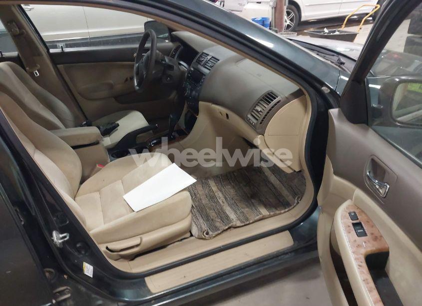 Photo 5 of 2005 Honda Accord 2.4 EX (VIN 1HGCM56755A054092)