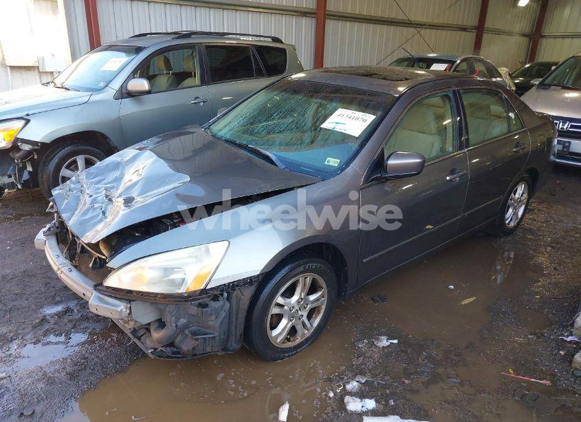 Photo 2 of 2006 Honda Accord 2.4 EX (VIN 1HGCM56756A115734)