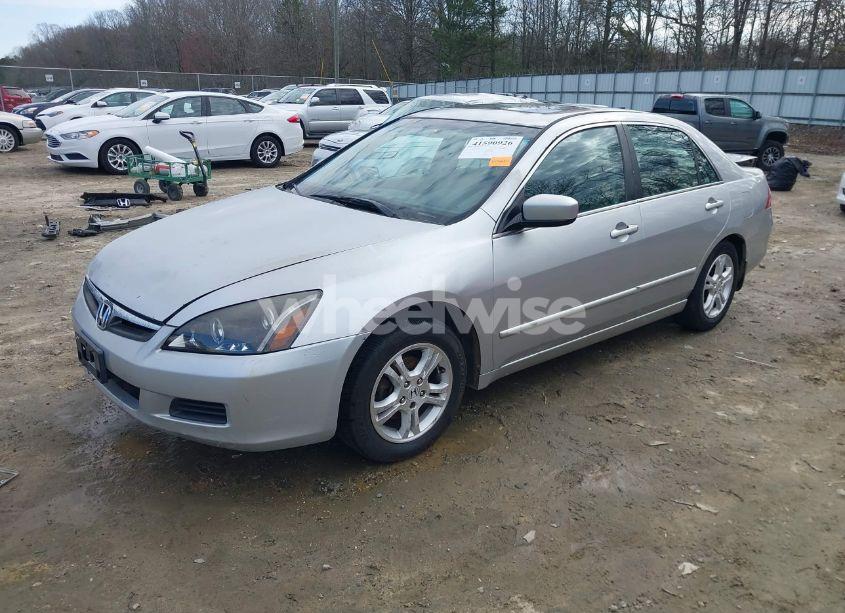 Photo 2 of 2006 Honda Accord 2.4 EX (VIN 1HGCM56756A144554)