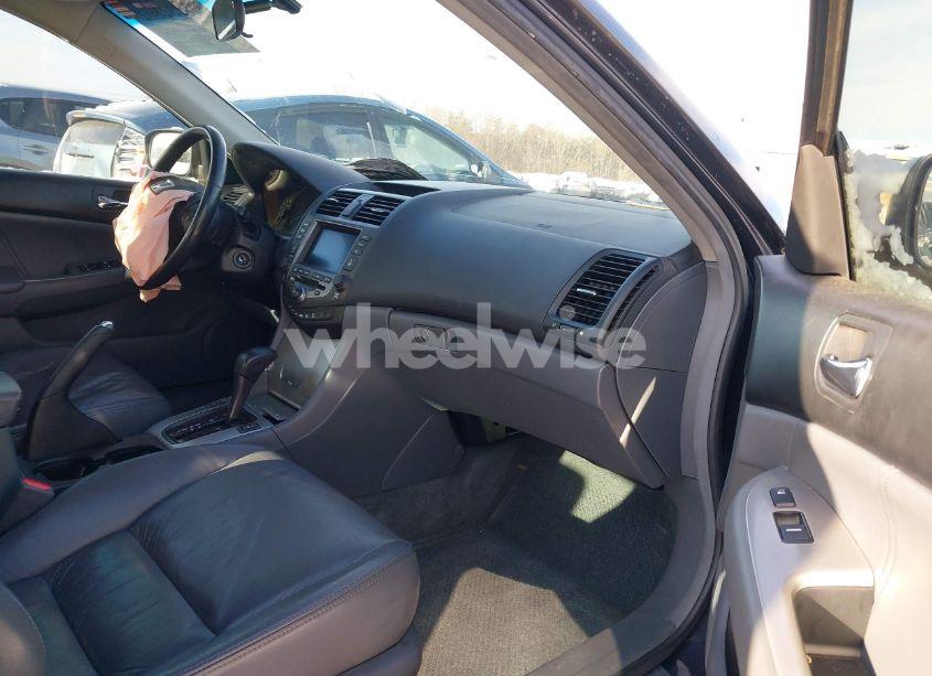 Photo 5 of 2007 Honda Accord 2.4 EX (VIN 1HGCM56757A084146)