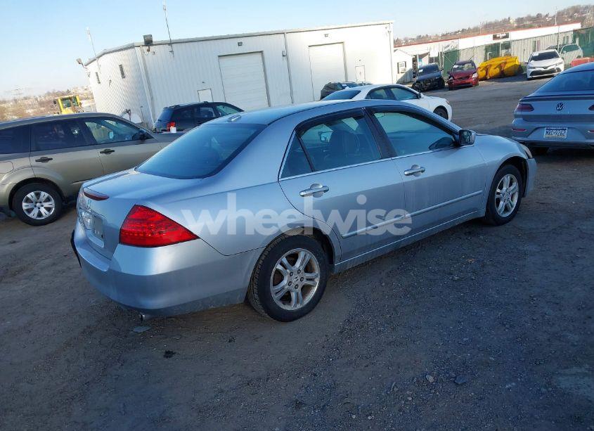Photo 4 of 2007 Honda Accord 2.4 EX (VIN 1HGCM56757A094000)