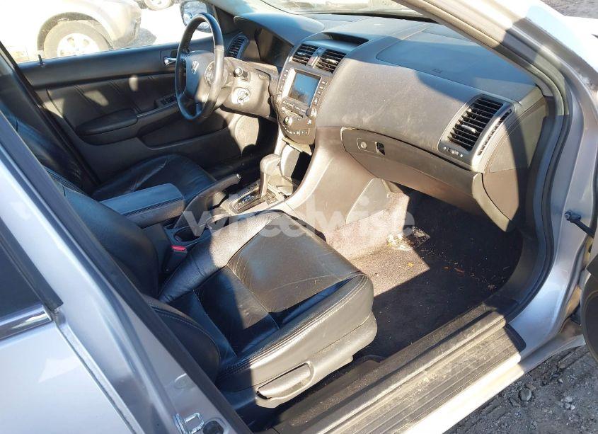 Photo 5 of 2007 Honda Accord 2.4 EX (VIN 1HGCM56757A094000)