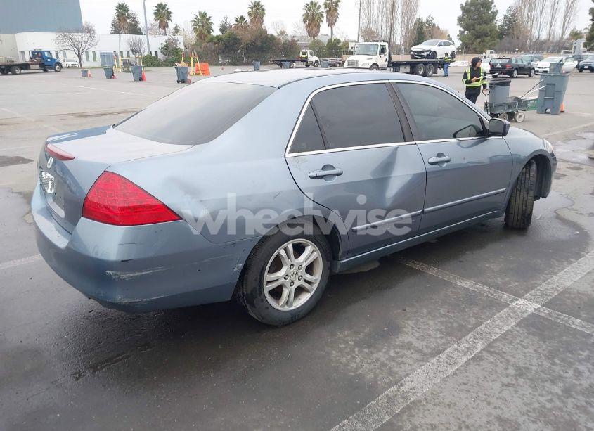 Photo 4 of 2007 Honda Accord 2.4 EX (VIN 1HGCM56757A097799)