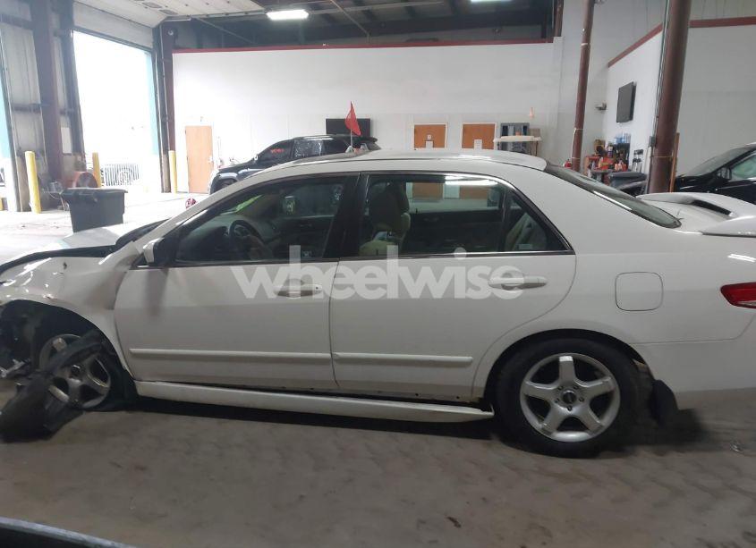 Photo 14 of 2004 Honda Accord 2.4 EX (VIN 1HGCM56764A101211)