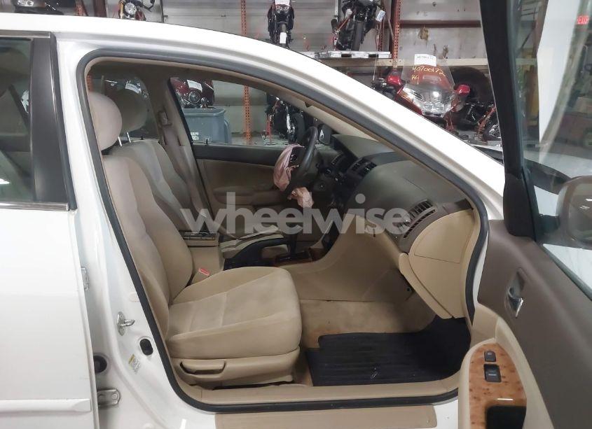 Photo 5 of 2004 Honda Accord 2.4 EX (VIN 1HGCM56764A101211)