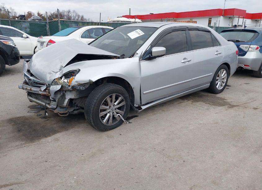 Photo 2 of 2005 Honda Accord 2.4 EX (VIN 1HGCM56765A002230)