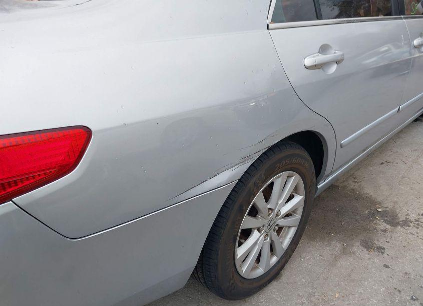 Photo 20 of 2005 Honda Accord 2.4 EX (VIN 1HGCM56765A002230)