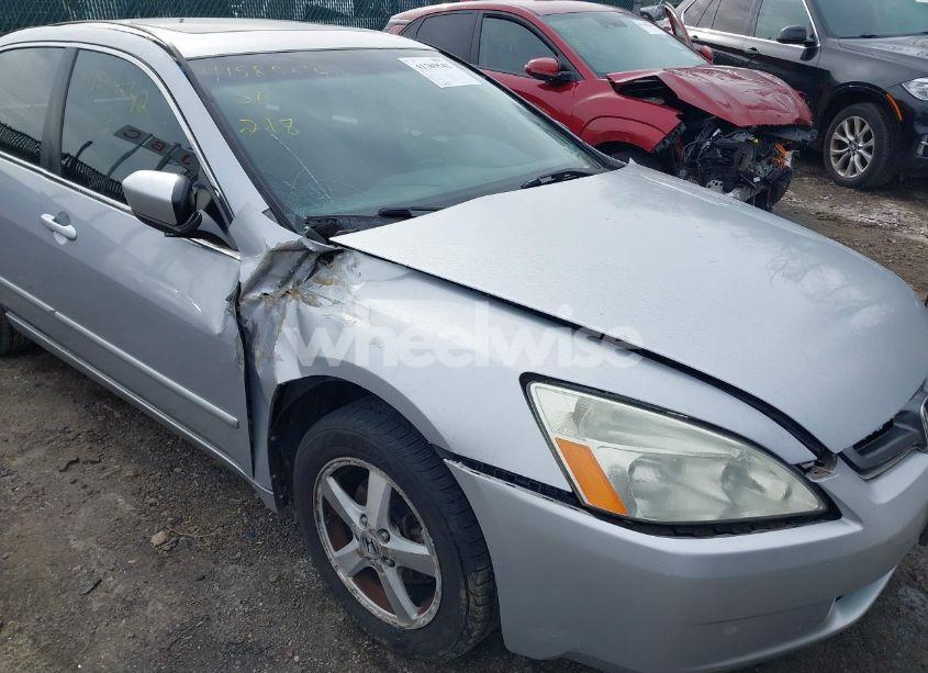 Photo 6 of 2005 Honda Accord 2.4 EX (VIN 1HGCM56765A061097)