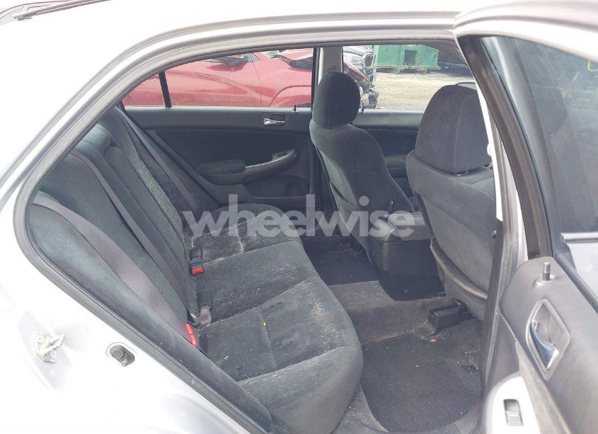 Photo 8 of 2005 Honda Accord 2.4 EX (VIN 1HGCM56765A061097)