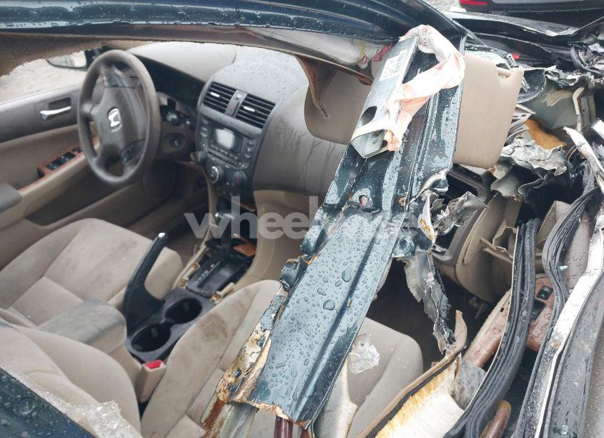 Photo 5 of 2005 Honda Accord 2.4 EX (VIN 1HGCM56765A124859)