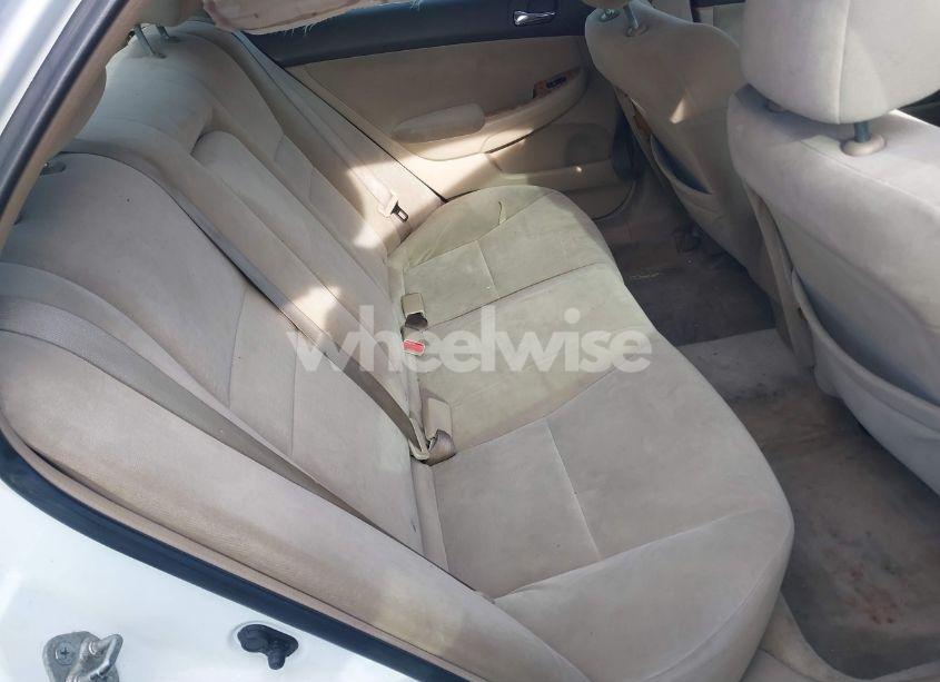 Photo 8 of 2005 Honda Accord 2.4 EX (VIN 1HGCM56765A181403)