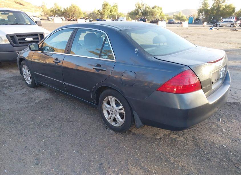 Photo 2 of 2007 Honda Accord 2.4 EX (VIN 1HGCM56767A006328)