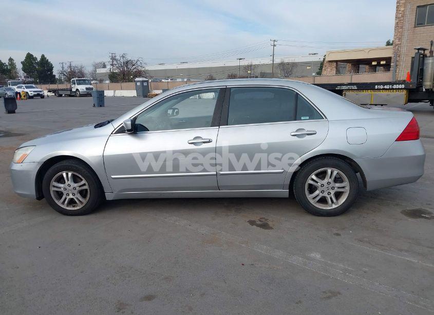 Photo 15 of 2007 Honda Accord 2.4 EX (VIN 1HGCM56767A058221)