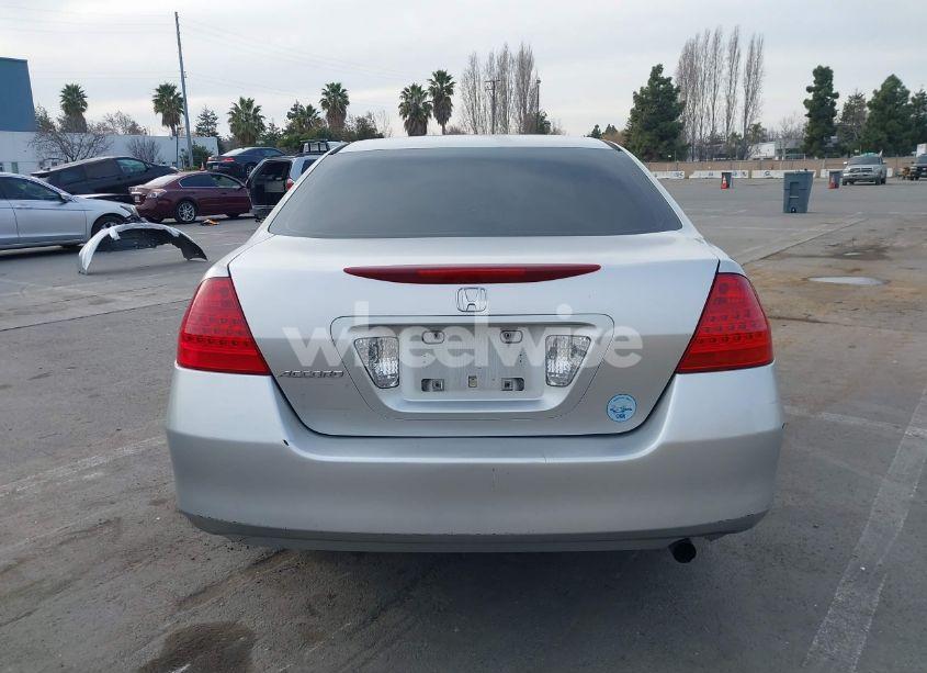 Photo 17 of 2007 Honda Accord 2.4 EX (VIN 1HGCM56767A058221)