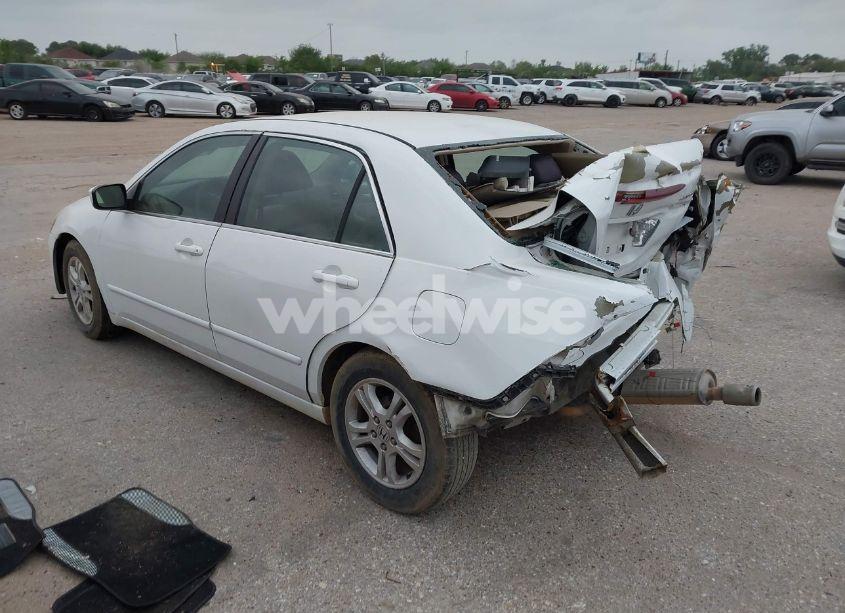 Photo 3 of 2007 Honda Accord 2.4 EX (VIN 1HGCM56767A123066)