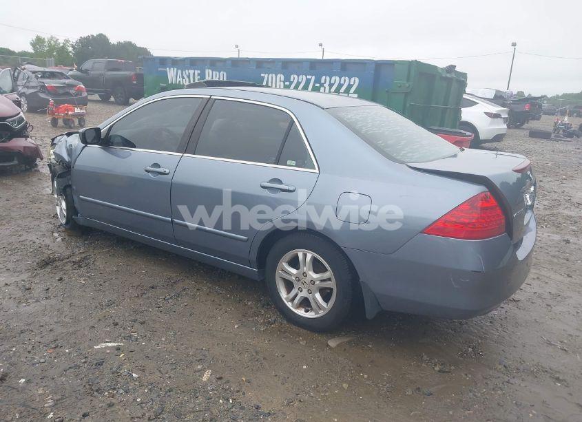 Photo 3 of 2007 Honda Accord 2.4 EX (VIN 1HGCM56767A143446)