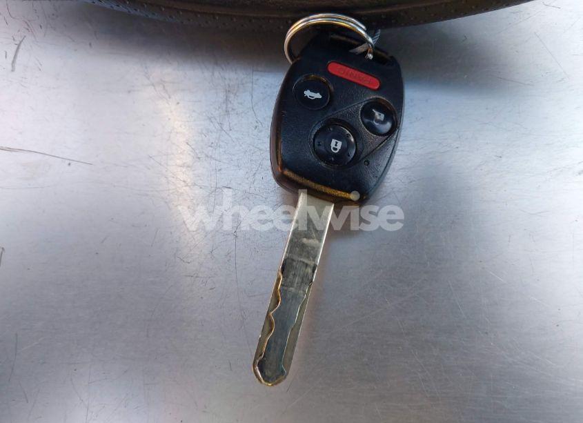 Photo 11 of 2005 Honda Accord 2.4 EX (VIN 1HGCM56775A012412)