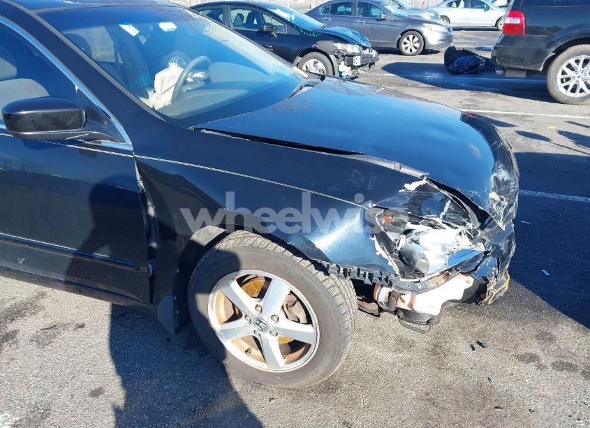 Photo 6 of 2005 Honda Accord 2.4 EX (VIN 1HGCM56775A081777)