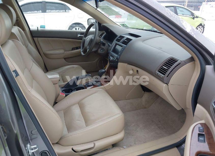 Photo 5 of 2007 Honda Accord 2.4 EX (VIN 1HGCM56777A020240)