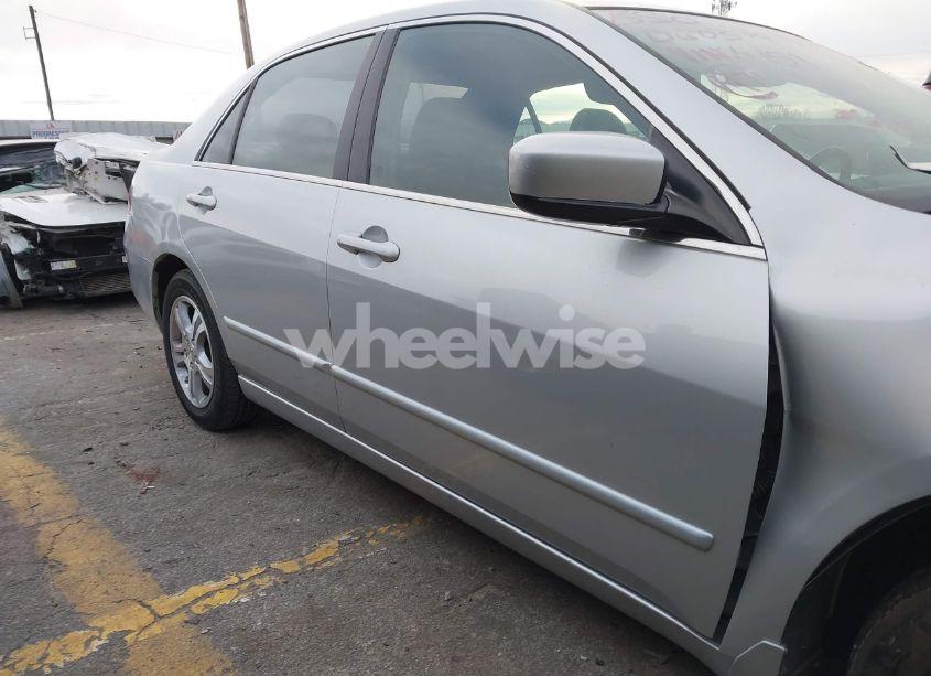Photo 13 of 2007 Honda Accord 2.4 EX (VIN 1HGCM56777A044151)