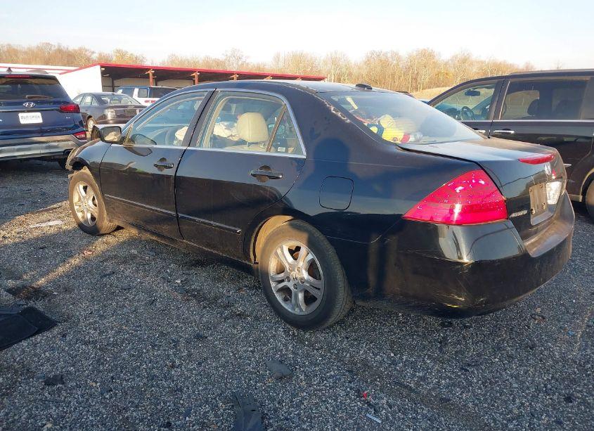 Photo 3 of 2007 Honda Accord 2.4 EX (VIN 1HGCM56777A063573)