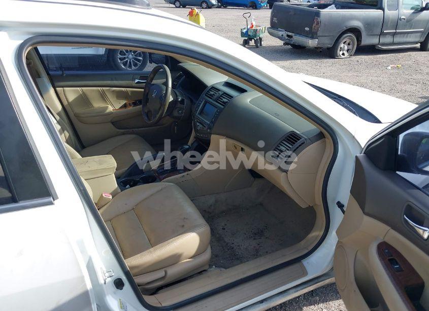 Photo 5 of 2007 Honda Accord 2.4 EX (VIN 1HGCM56777A092507)