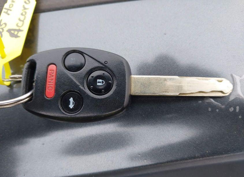 Photo 11 of 2005 Honda Accord 2.4 EX (VIN 1HGCM56785A030952)