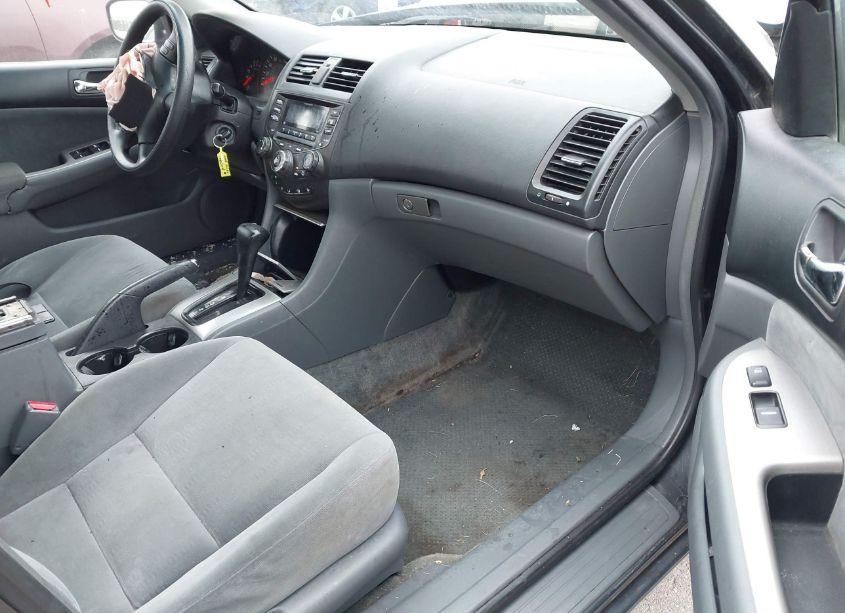 Photo 5 of 2005 Honda Accord 2.4 EX (VIN 1HGCM56785A030952)