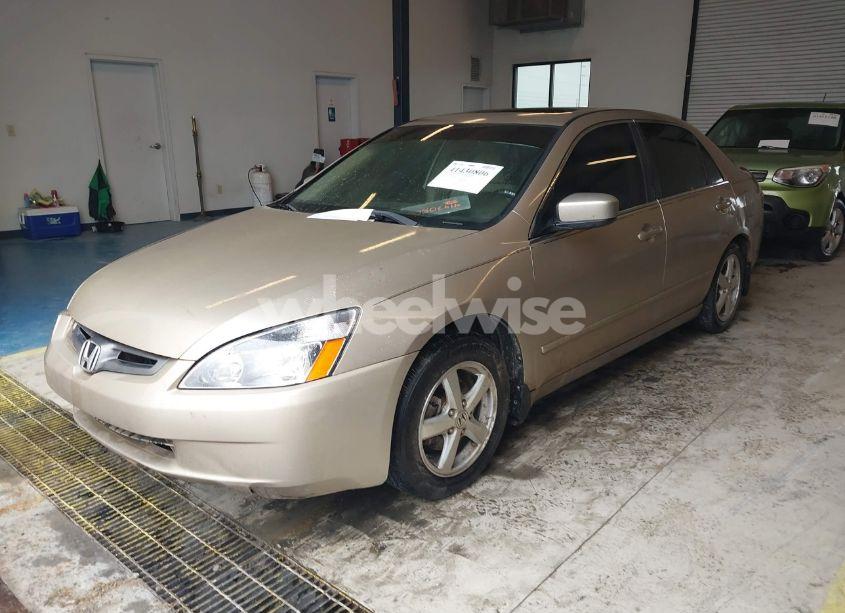 Photo 2 of 2005 Honda Accord 2.4 EX (VIN 1HGCM56785A073672)