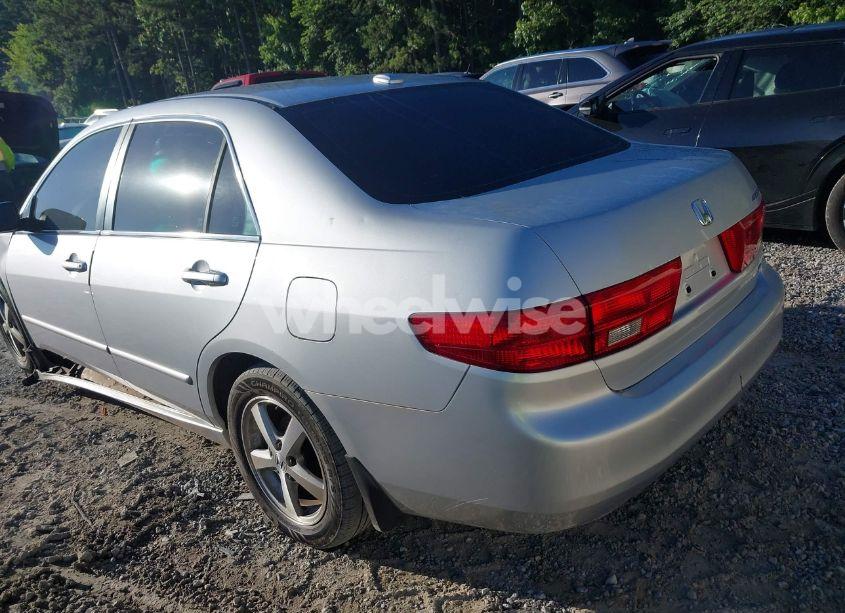 Photo 3 of 2005 Honda Accord 2.4 EX (VIN 1HGCM56785A113670)