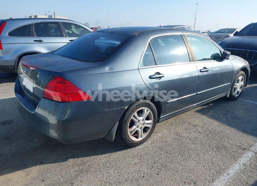 Photo 4 of 2006 Honda Accord 2.4 EX (VIN 1HGCM56786A090263)