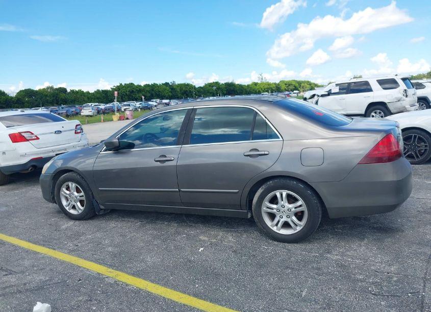 Photo 14 of 2007 Honda Accord 2.4 EX (VIN 1HGCM56787A014026)