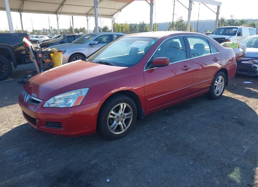 Photo 2 of 2007 Honda Accord 2.4 EX (VIN 1HGCM56787A103739)