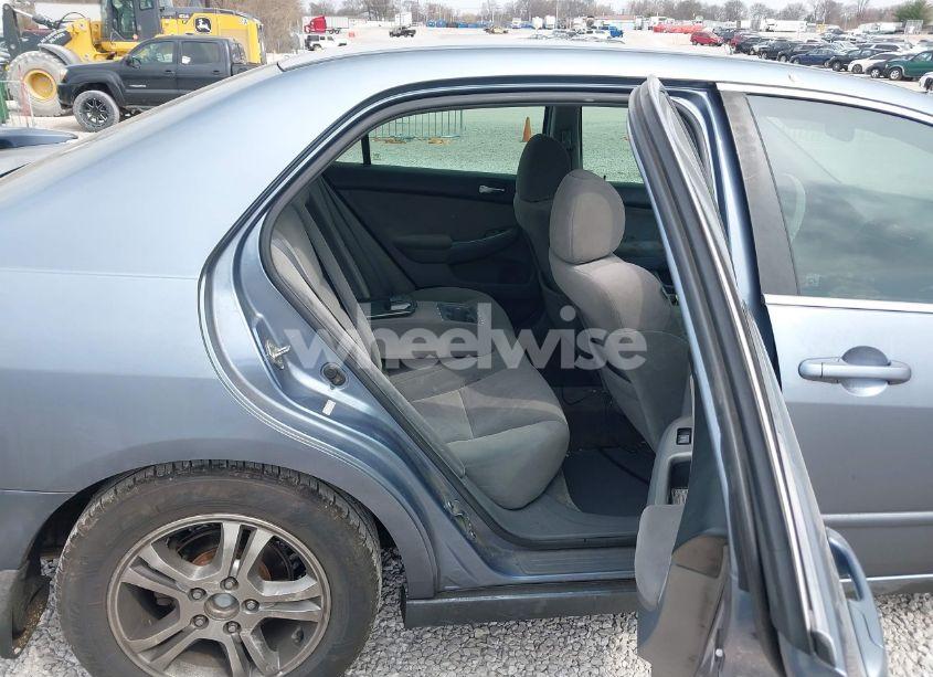 Photo 8 of 2007 Honda Accord 2.4 EX (VIN 1HGCM56787A106835)