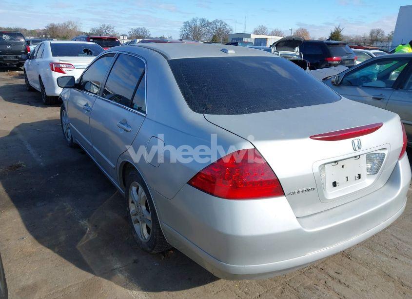 Photo 3 of 2007 Honda Accord 2.4 EX (VIN 1HGCM56787A180949)