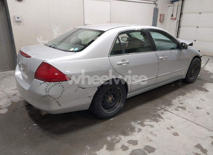 Photo 4 of 2007 Honda Accord 2.4 EX (VIN 1HGCM56787A200293)