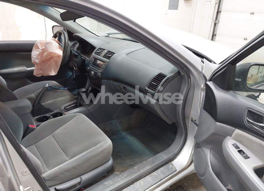 Photo 5 of 2007 Honda Accord 2.4 EX (VIN 1HGCM56787A200293)