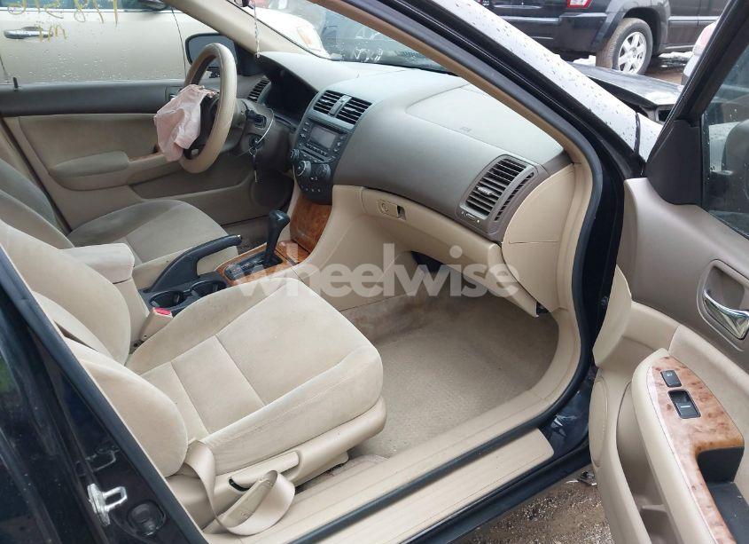 Photo 5 of 2005 Honda Accord 2.4 EX (VIN 1HGCM56795A015232)