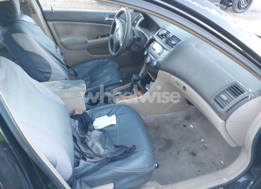 Photo 5 of 2005 Honda Accord 2.4 EX (VIN 1HGCM56795A034685)