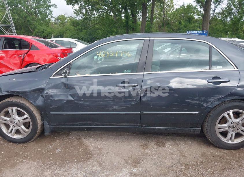 Photo 15 of 2006 Honda Accord 2.4 EX (VIN 1HGCM56796A042268)