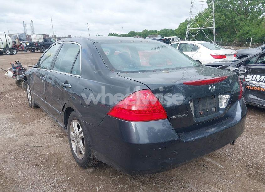 Photo 3 of 2006 Honda Accord 2.4 EX (VIN 1HGCM56796A042268)